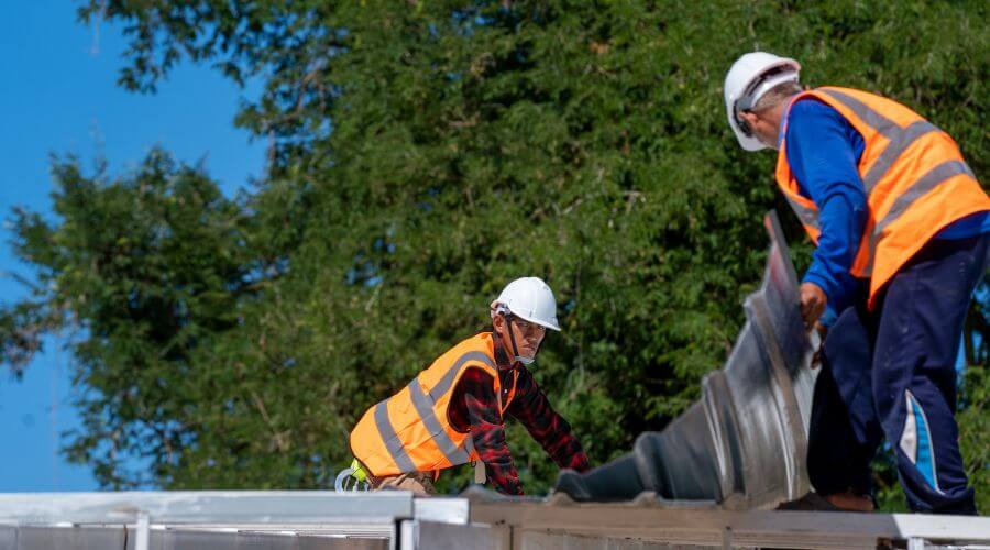 Professional new roof installation services in Monument, OR